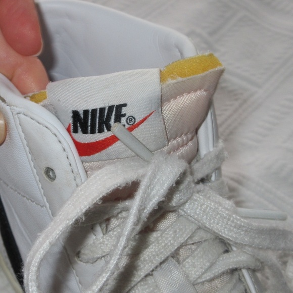 Nike Blazers Women’s - Picture 5 of 5